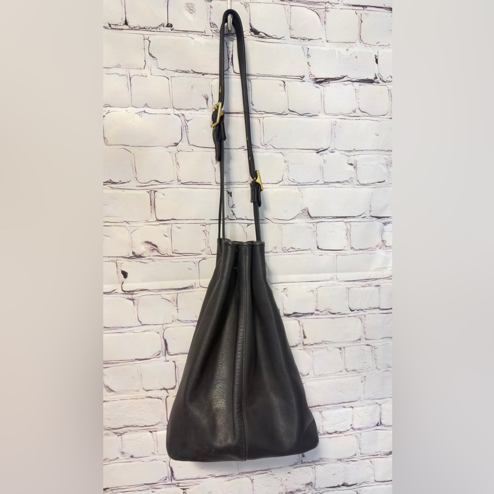 Vintage Coach Legacy black leather drawstring bucket bag - Picture 11 of 11